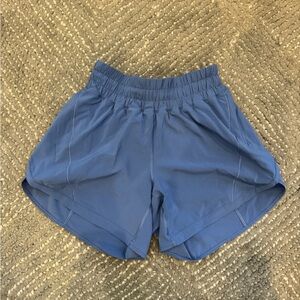 Lululemon High-Rise Shorts 4"